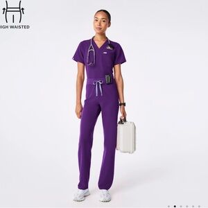 Figs • High Waisted Livingston Basic Scrub Pants™ • Size SP (small petite)